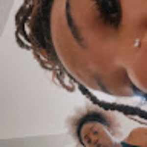 Meet your Posher, Cassandra